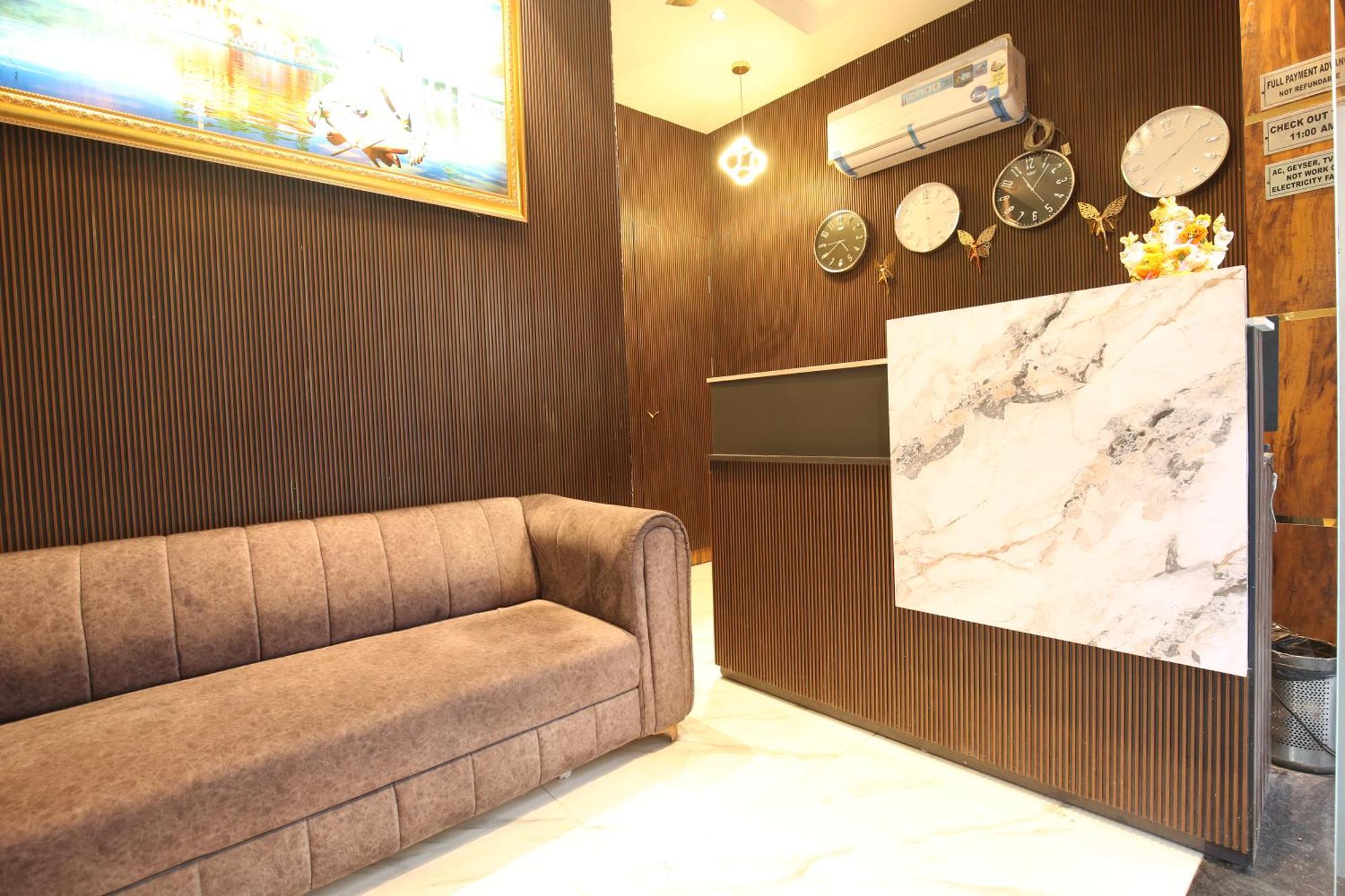 Hotel Holiday First 300 Meter From Golden Temple Amritsar Extérieur photo