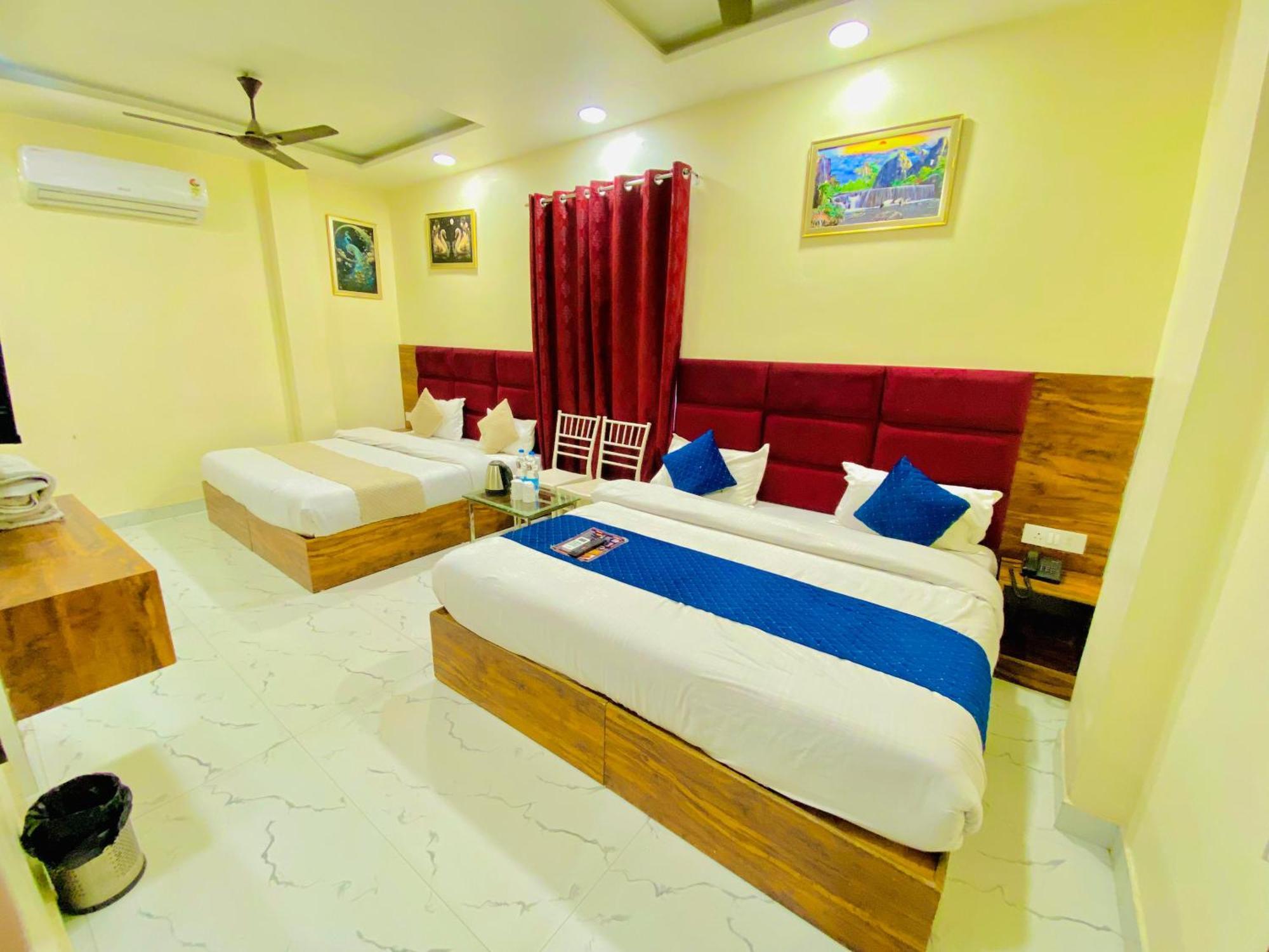 Hotel Holiday First 300 Meter From Golden Temple Amritsar Extérieur photo