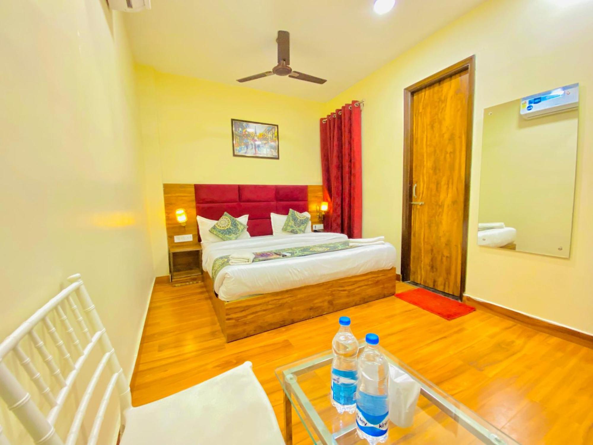 Hotel Holiday First 300 Meter From Golden Temple Amritsar Extérieur photo