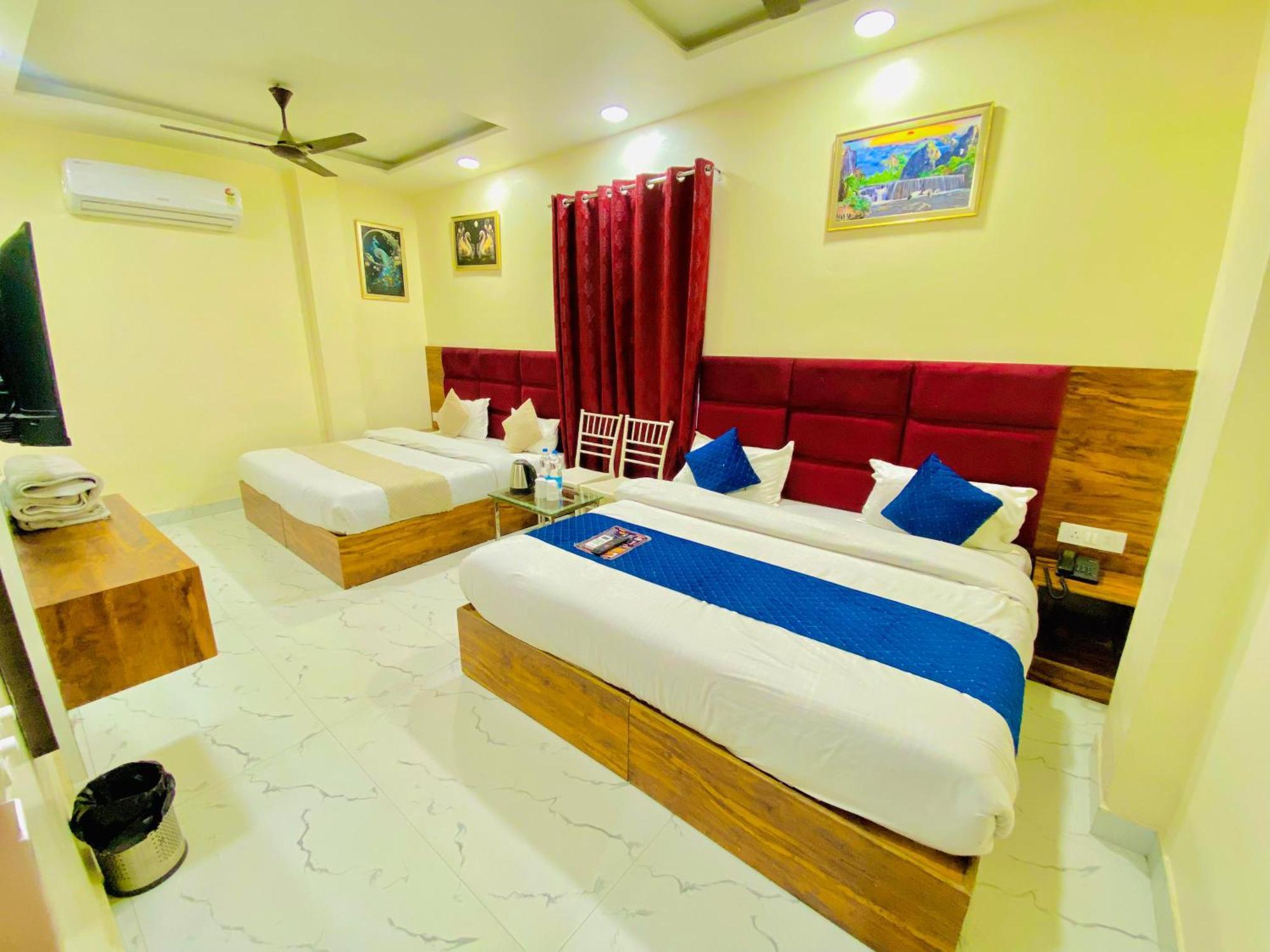 Hotel Holiday First 300 Meter From Golden Temple Amritsar Extérieur photo