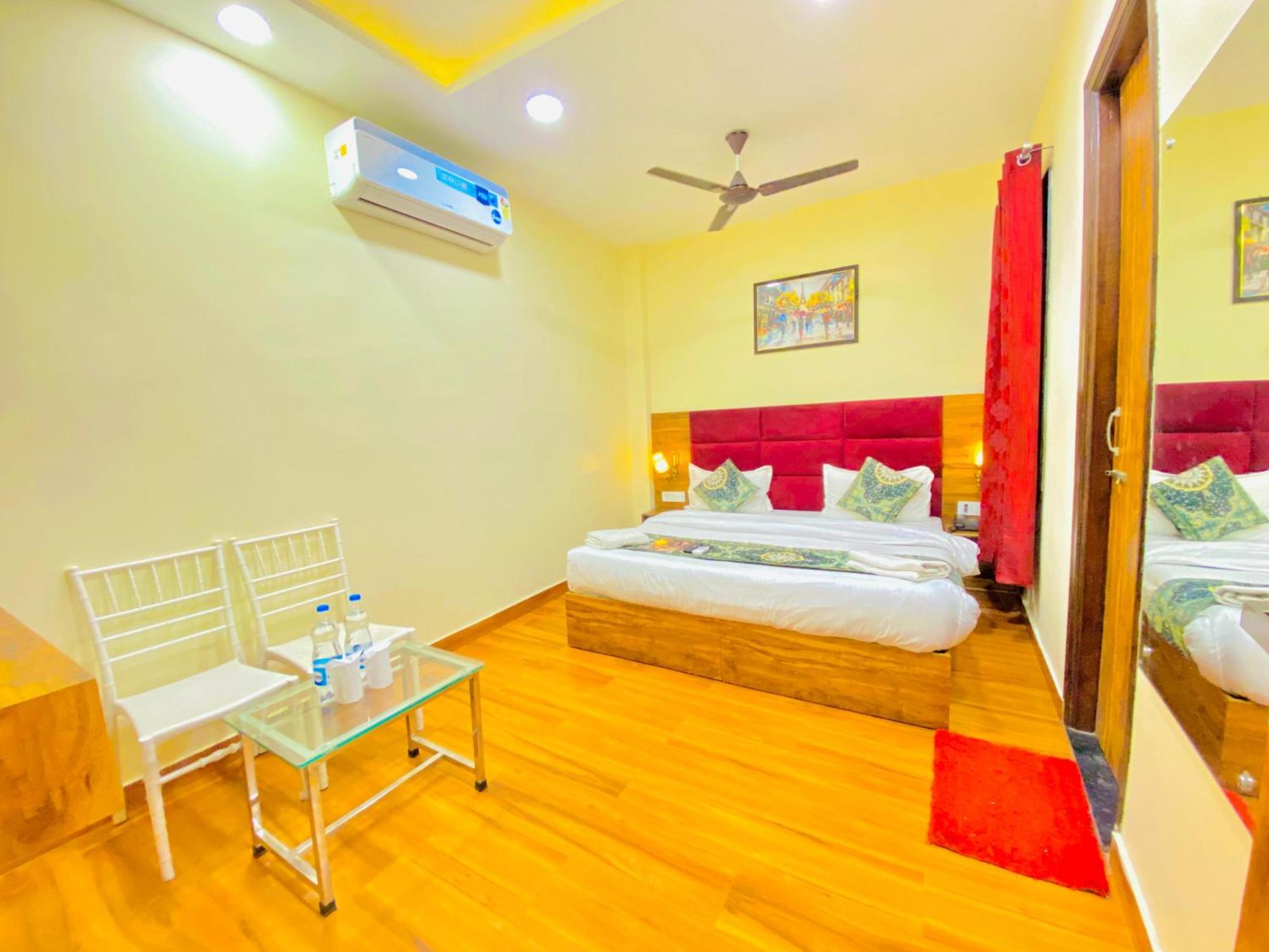 Hotel Holiday First 300 Meter From Golden Temple Amritsar Extérieur photo